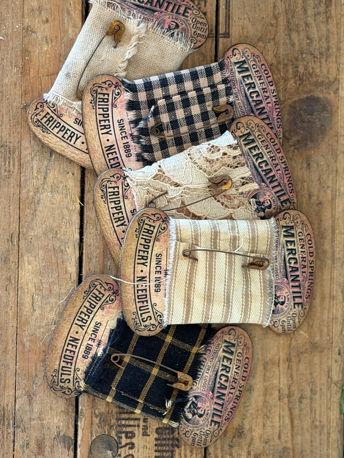 Ribbon Spools w Prints Diy Kit