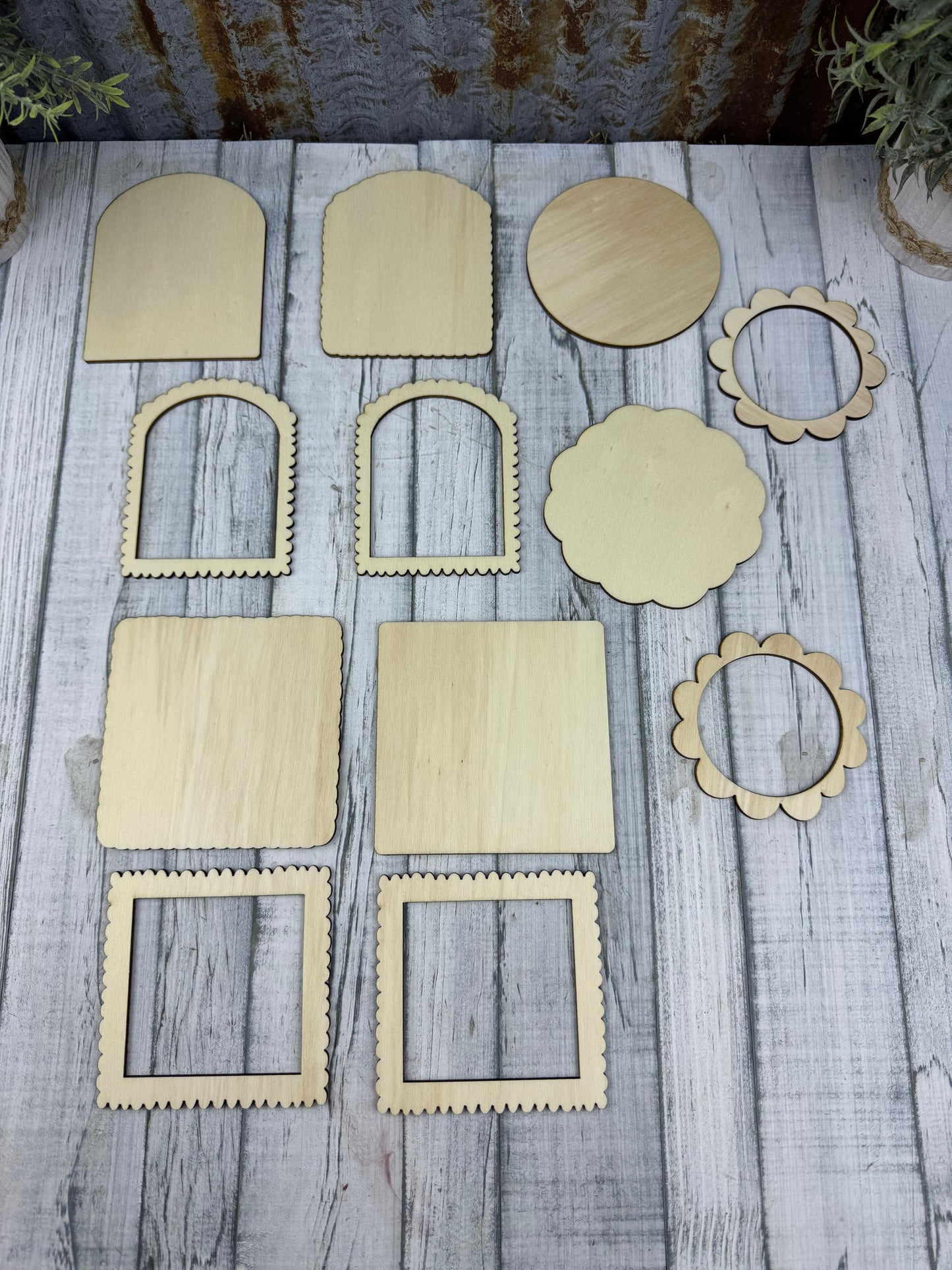 Scalloped Edge Frames DIY Kit